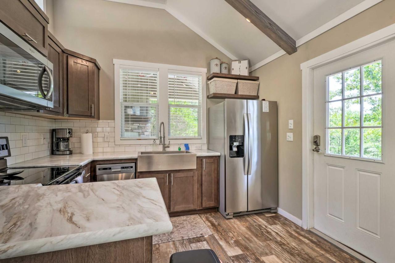 Branson Tiny Home On 52 Acres With Private Lake! Εξωτερικό φωτογραφία