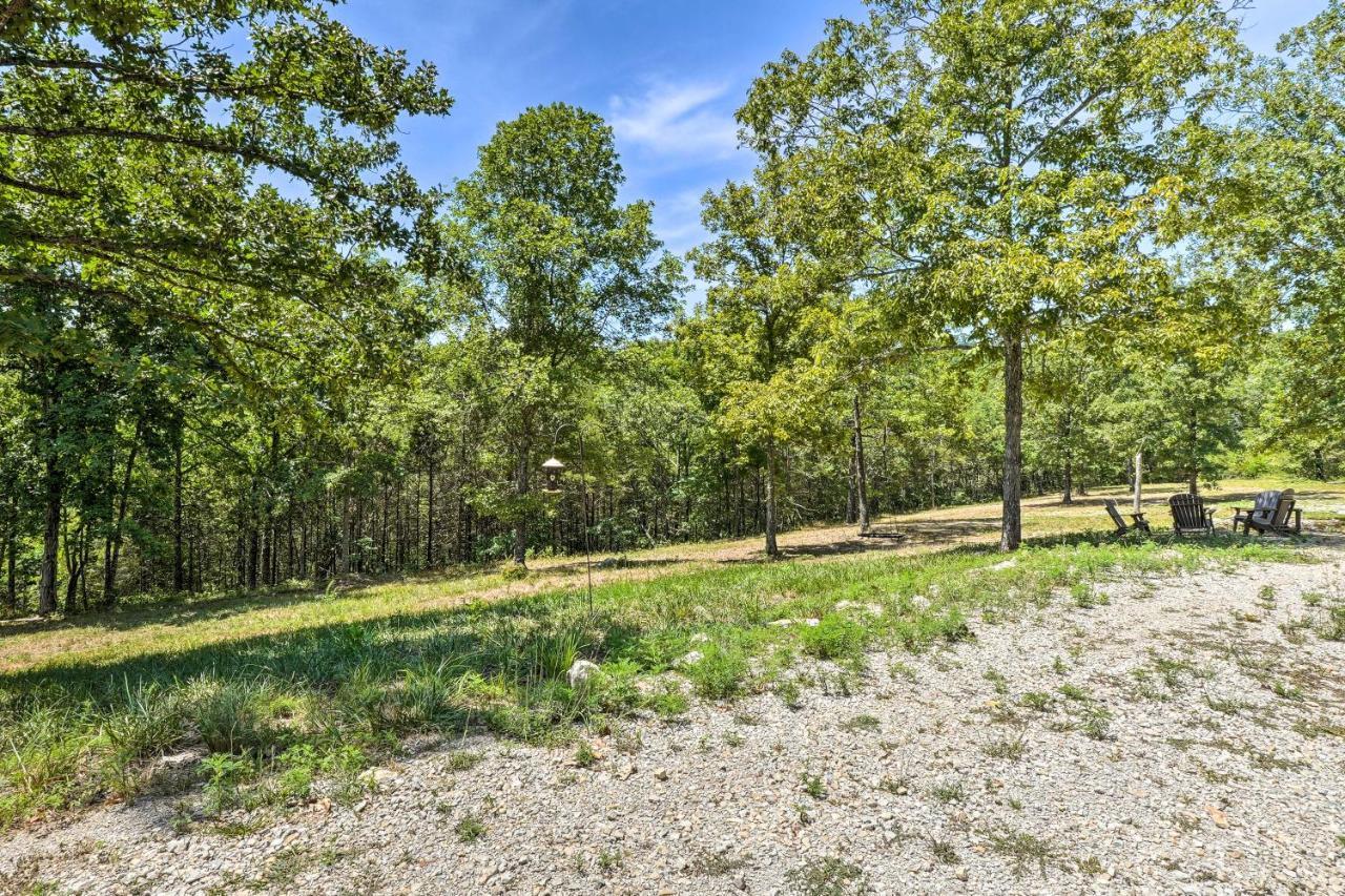 Branson Tiny Home On 52 Acres With Private Lake! Εξωτερικό φωτογραφία